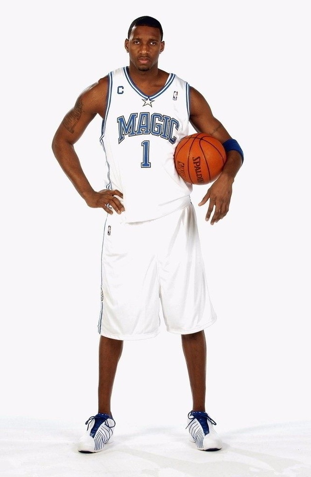 篮球情怀：雷霆队与马刺队的传承与精神（篮球之魂：雷霆与马刺的传承与信念）