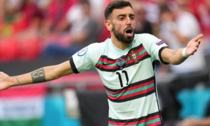 2025／26赛季英超：维拉6连胜狂飙遇枪手不败金身！英超榜首保卫战即将打响（英超2025／26：阿斯顿维拉六连胜碰上阿森纳不败纪录，榜首保卫战一触即发）