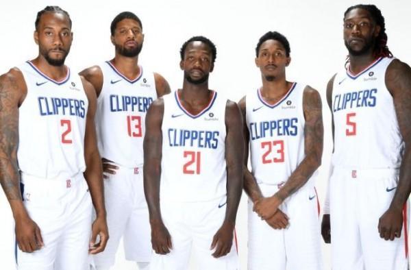 热火vs猛龙前瞻：谁能终结4连败？哀兵对阵胜负难料（热火战猛龙前瞻：双方皆陷四连败，止颓之战胜负难测）