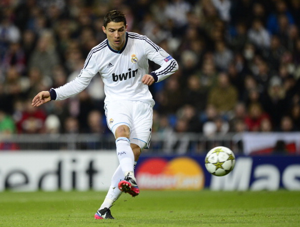 镜报：多特想明年夏天签桑乔，但后者必须接受大幅降薪（镜报：多特有意明夏签回桑乔，前提是他同意大幅降薪）