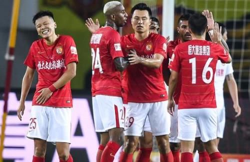 为梦想坚持的人最帅（坚守梦想的人最耀眼）